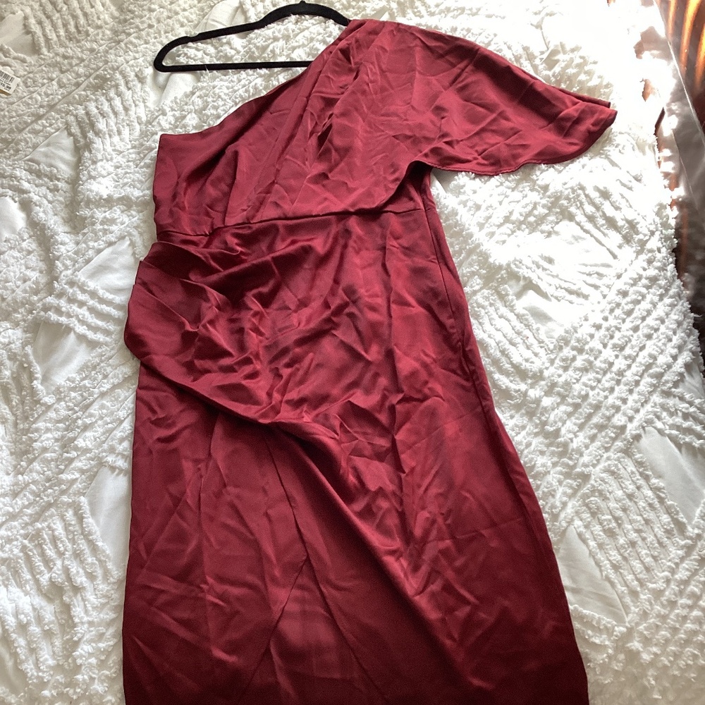 Cupshe flowy medium length dress